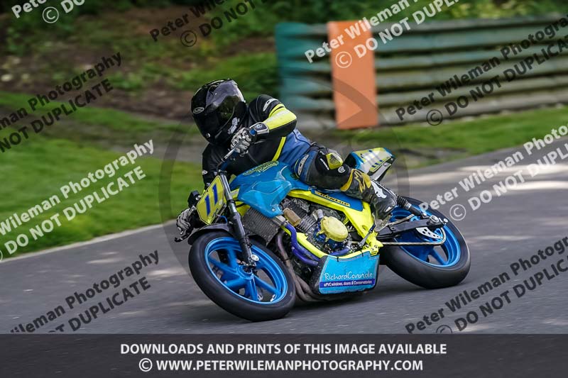 cadwell no limits trackday;cadwell park;cadwell park photographs;cadwell trackday photographs;enduro digital images;event digital images;eventdigitalimages;no limits trackdays;peter wileman photography;racing digital images;trackday digital images;trackday photos